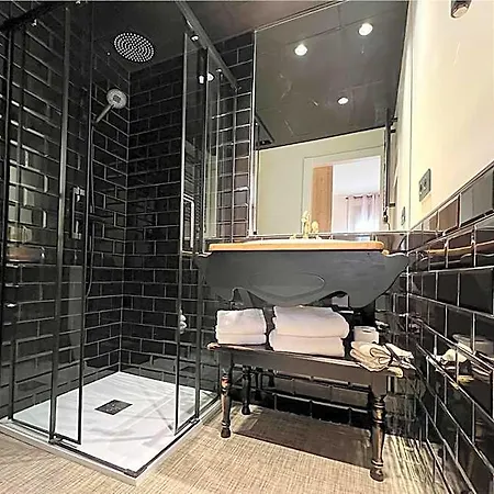 La De Ruba Hotel 2*